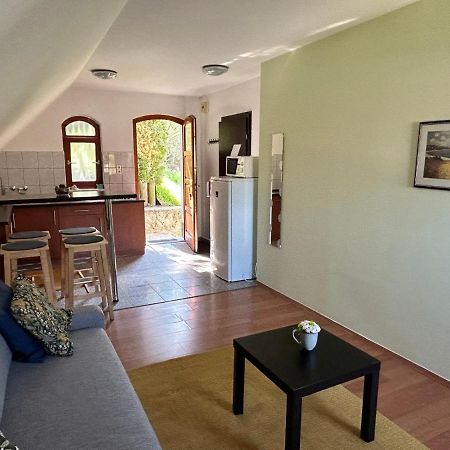 Szalma Vendeghaz Hotell Mogyorosbanya Exteriör bild